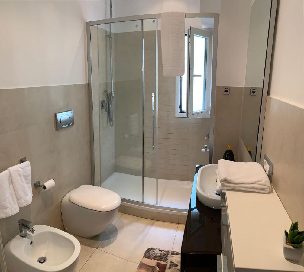 Seaside60 Apartment เจนัว ภายนอก รูปภาพ